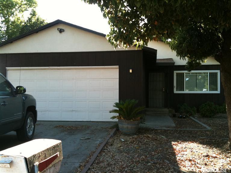 2009 Venus Dr, Ceres, CA 95307 photo 1