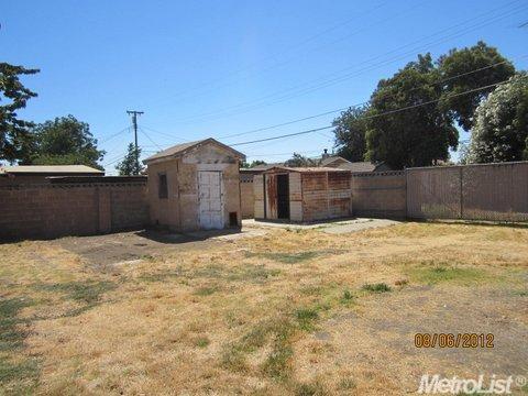 1534 Plumas Ave, Modesto, CA 95358 photo 2