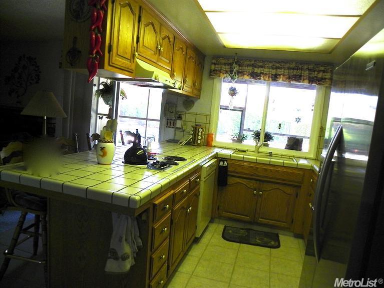 1536 Lenox Dr, Modesto, CA 95350 photo 4
