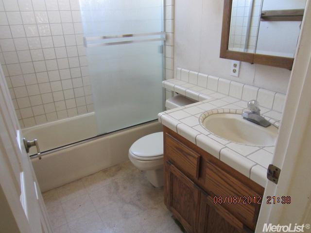 6124 Templeton Dr, Carmichael, CA 95608 photo 10