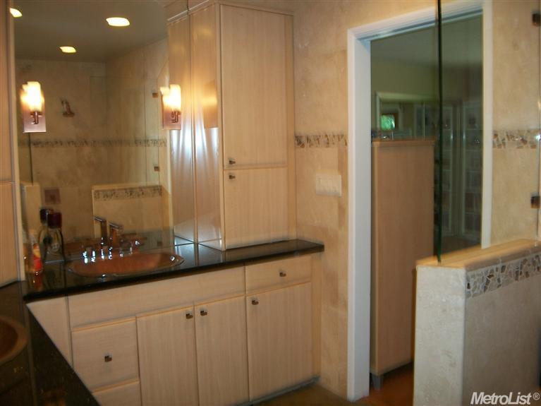 1237 Macaulay Cir, Carmichael, CA 95608 photo 8