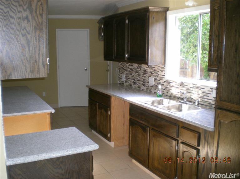 1006 Elm Ave, Modesto, CA 95351 photo 3