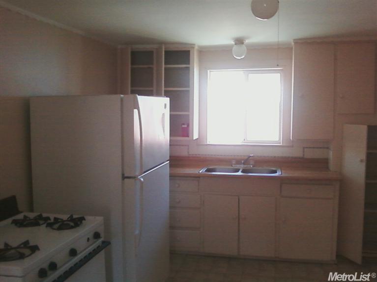 832 Bell Ave, Sacramento, CA 95838 photo 4