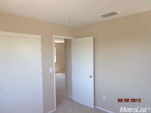 13717 Flagstone St, Lathrop, CA 95330 photo 10