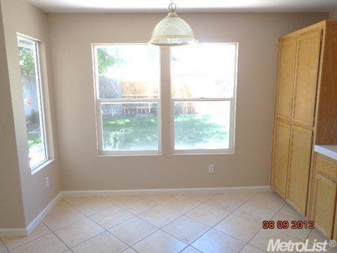 13717 Flagstone St, Lathrop, CA 95330 photo 11