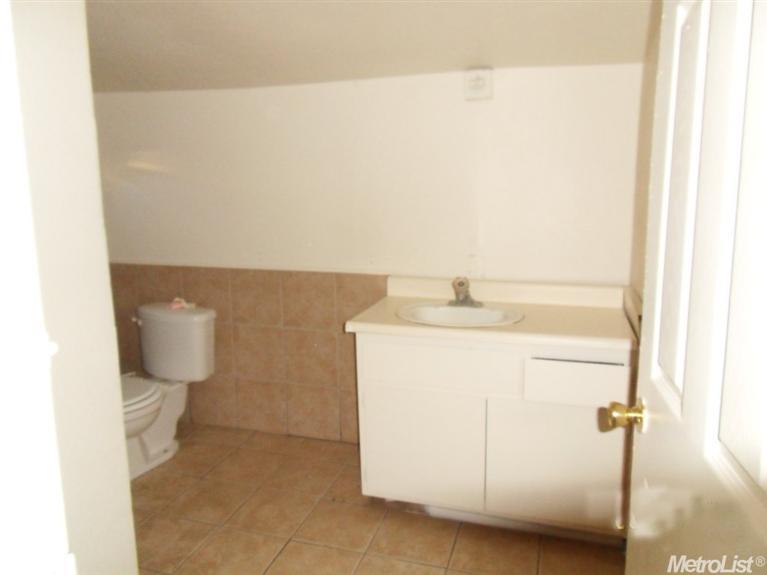 1629 Holm Ave, Modesto, CA 95351 photo 7