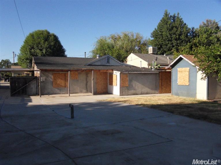 1629 Holm Ave, Modesto, CA 95351 photo 9