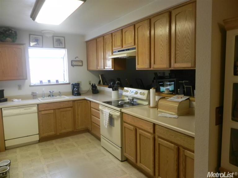 2221 Dupre Dr, Ceres, CA 95307 photo 4