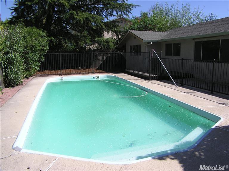 2729 Ganges Pl, Davis, CA 95616 photo 13