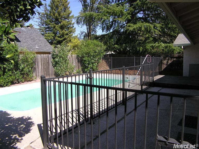 2729 Ganges Pl, Davis, CA 95616 photo 12