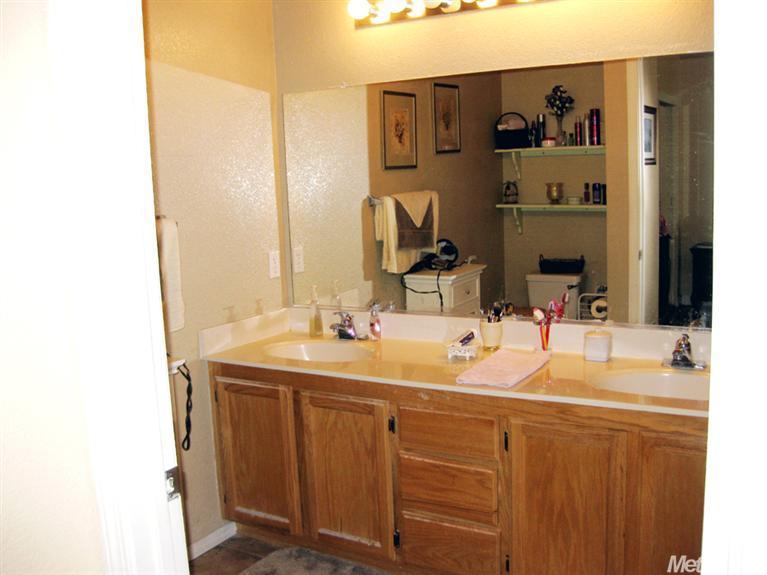 307 Beachcomber Dr, Rocklin, CA 95677 photo 9