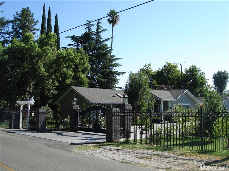 1206 Pauline Ave, Modesto, CA 95358 photo 1
