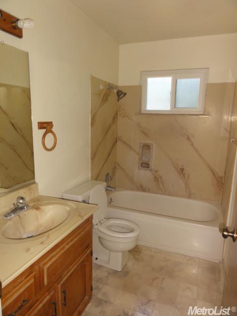 1413 Cameron Ln, Merced, CA 95340 photo 11
