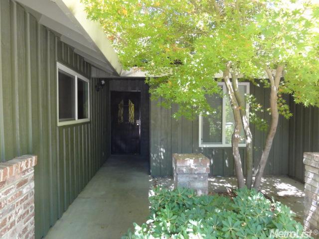1413 Cameron Ln, Merced, CA 95340 photo 2