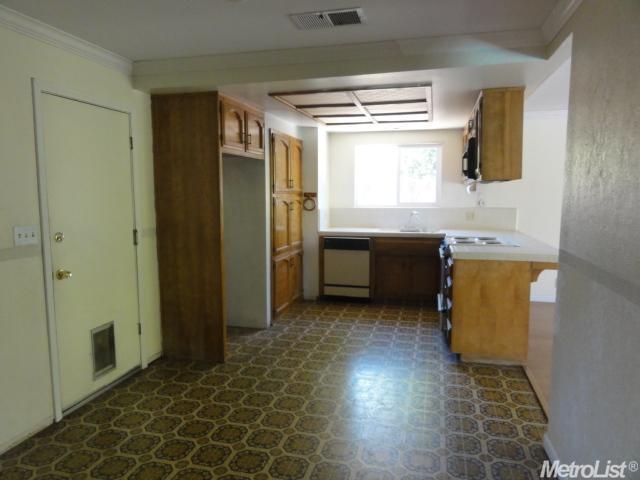 1413 Cameron Ln, Merced, CA 95340 photo 4