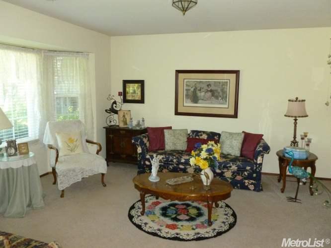 1844 Innsbrook Dr, Modesto, CA 95350 photo 3