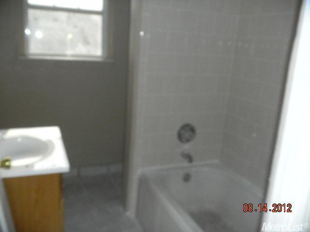 620 N Soderquist Rd, Turlock, CA 95380 photo 8