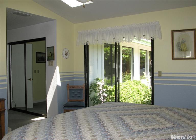 4954 Kurz Cir, Carmichael, CA 95608 photo 9
