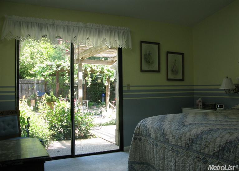 4954 Kurz Cir, Carmichael, CA 95608 photo 8