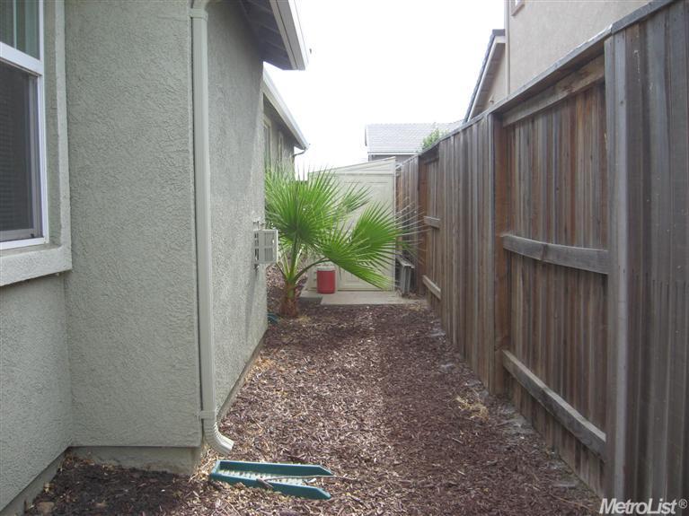 75 Nostalgia Ave, Patterson, CA 95363 photo 11