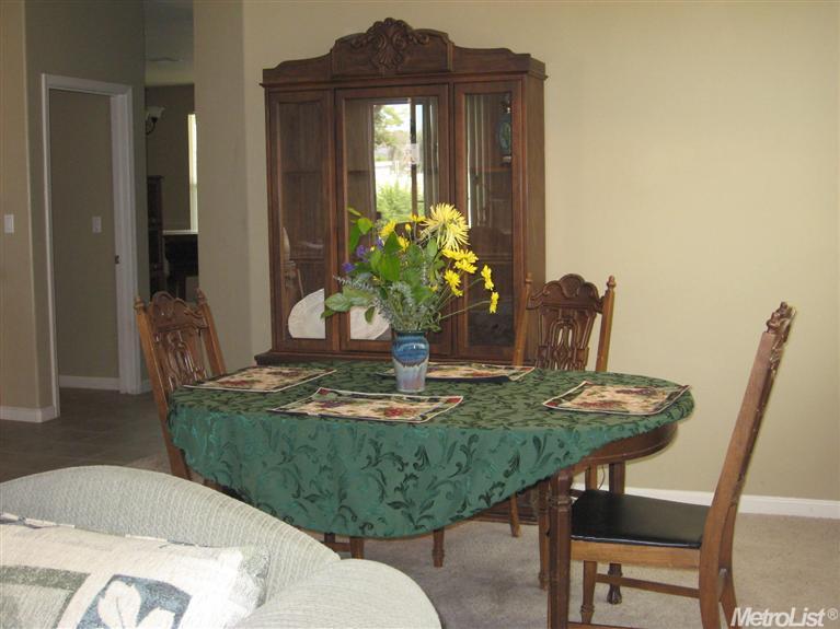 75 Nostalgia Ave, Patterson, CA 95363 photo 5