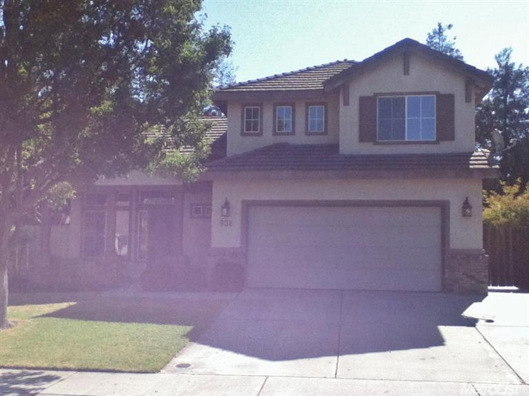 938 Ruess Rd, Ripon, CA 95366 photo 2