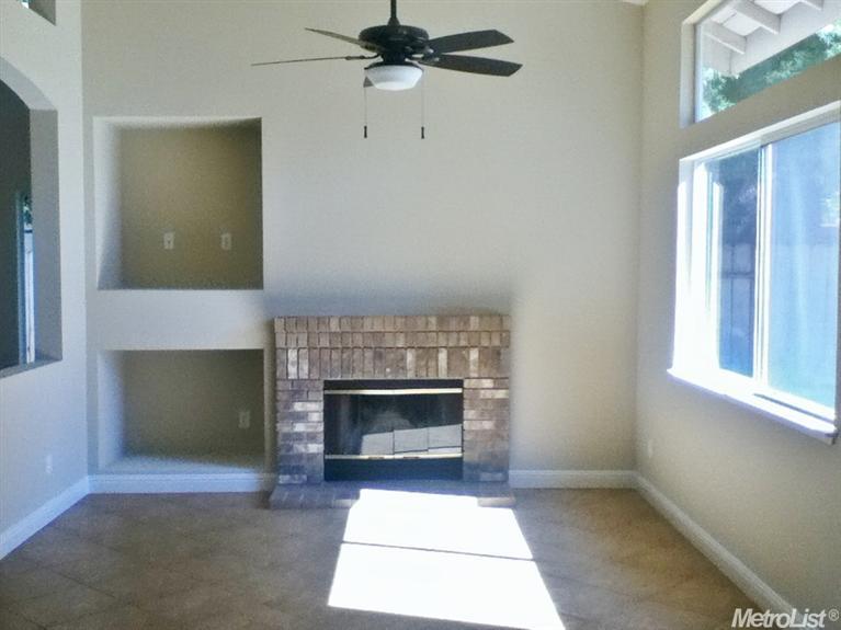 938 Ruess Rd, Ripon, CA 95366 photo 4