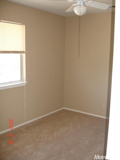 1225 Brentwood Ave, Gustine, CA 95322 photo 4