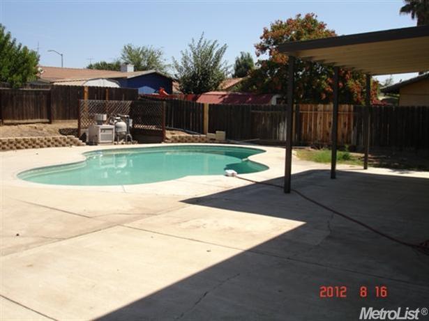 1225 Brentwood Ave, Gustine, CA 95322 photo 9