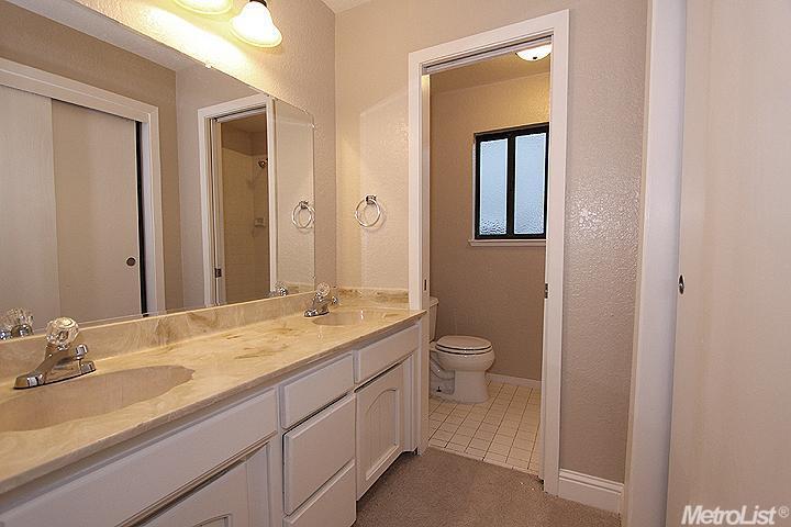 148 Ramon Ct, Galt, CA 95632 photo 15