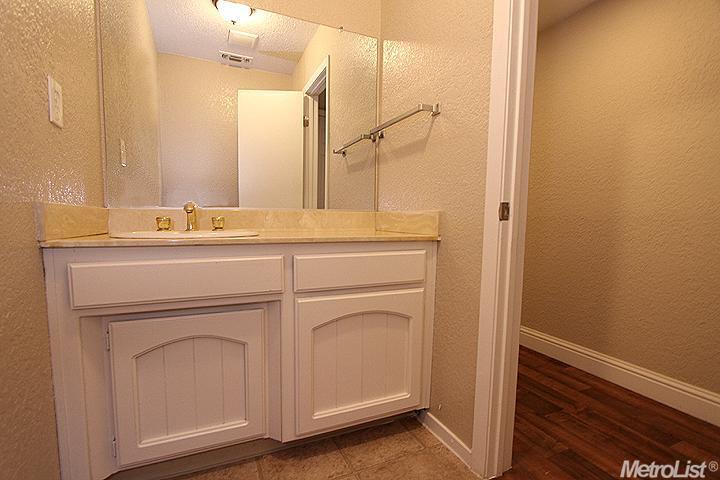 148 Ramon Ct, Galt, CA 95632 photo 14