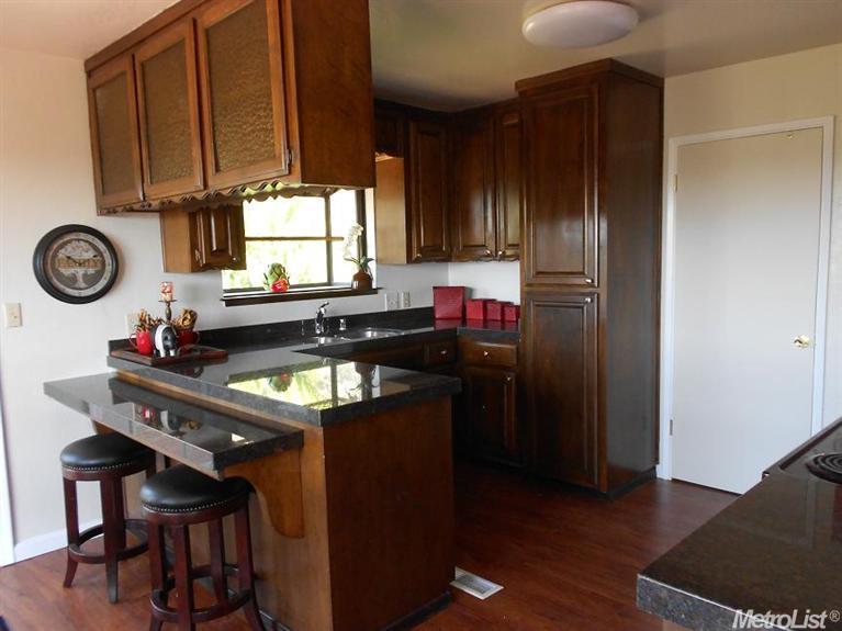 3224 Shadow Ln, Placerville, CA 95667 photo 2