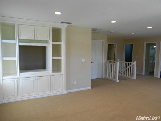 4365 Grafton Cir, Mather, CA 95655 photo 9