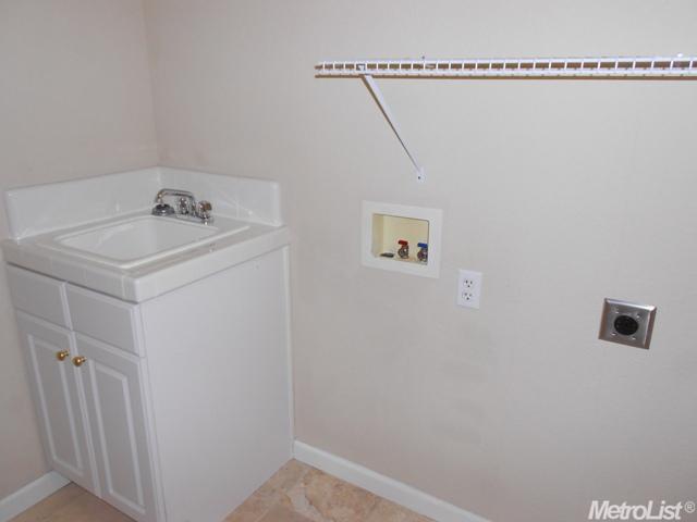 4365 Grafton Cir, Mather, CA 95655 photo 17
