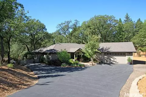 385 Olive Ct, Colfax, CA 95713 photo 1