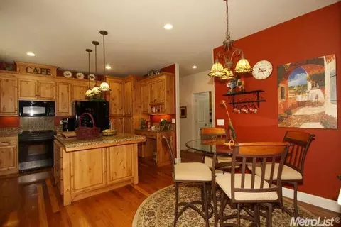 385 Olive Ct, Colfax, CA 95713 photo 9