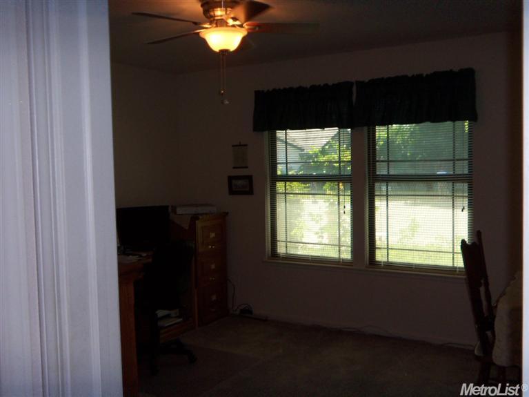 792 Corvey Cir, Galt, CA 95632 photo 15