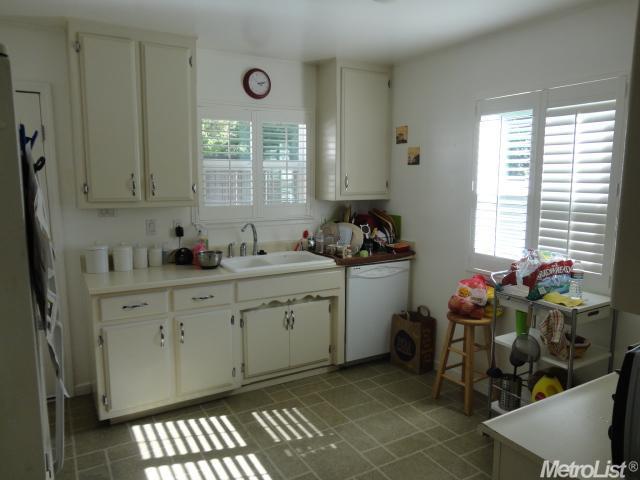 2612 Gunn Rd, Carmichael, CA 95608 photo 3