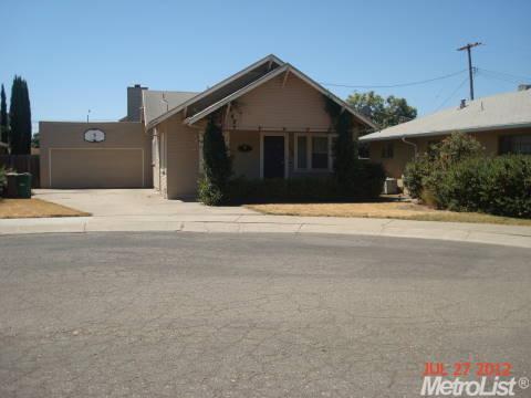 1408 Graffigna Ave, Lodi, CA 95242 photo 1