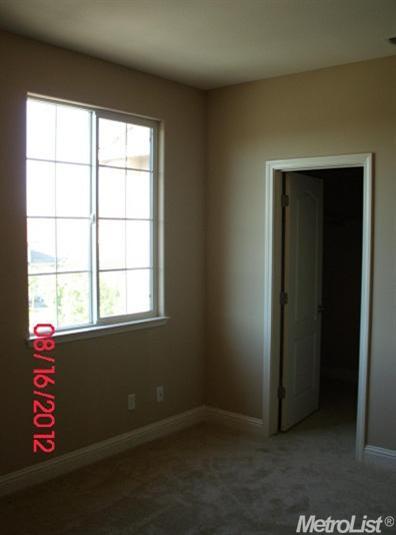 3893 Old Oak Dr, Ceres, CA 95307 photo 9