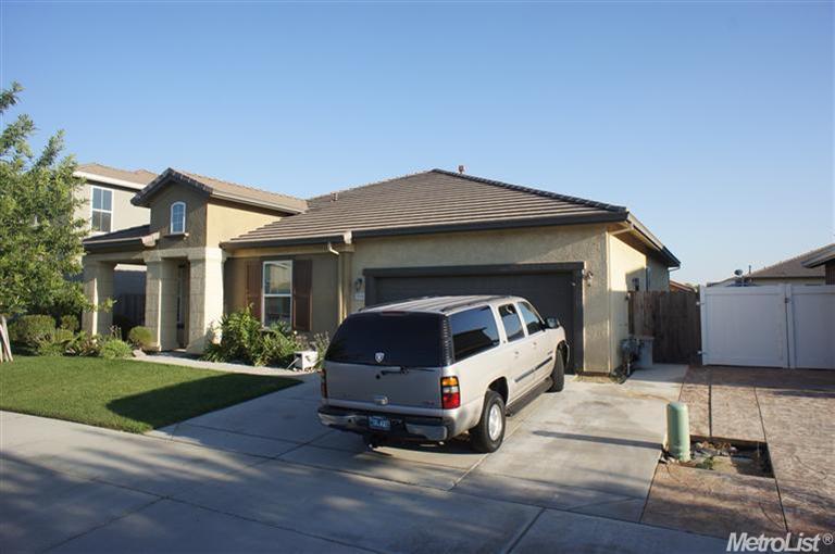 3910 Eau Clair Ave, Ceres, CA 95307 photo 2