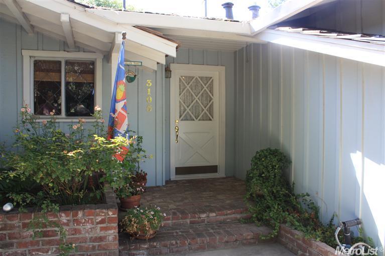 3105 Nottingham Ln, Modesto, CA 95350 photo 1