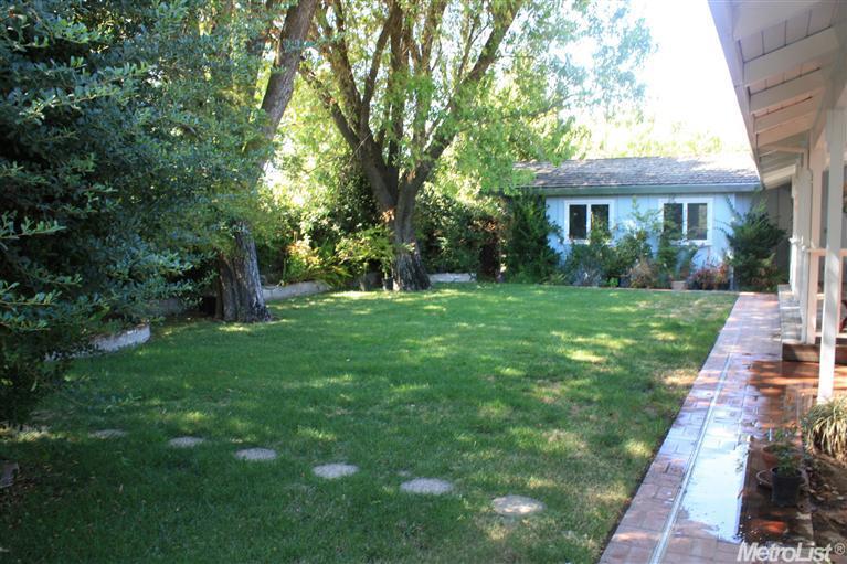 3105 Nottingham Ln, Modesto, CA 95350 photo 4