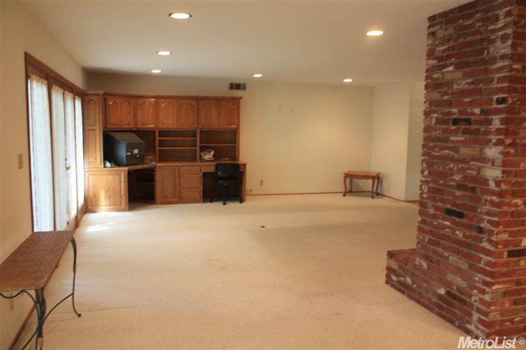 3105 Nottingham Ln, Modesto, CA 95350 photo 9