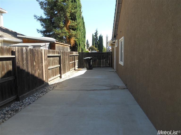 435 S Manley Rd, Ripon, CA 95366 photo 4