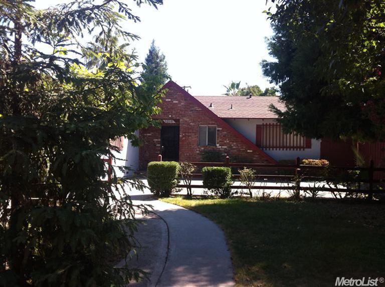 1218 Multnomah Dr, Modesto, CA 95350 photo 7