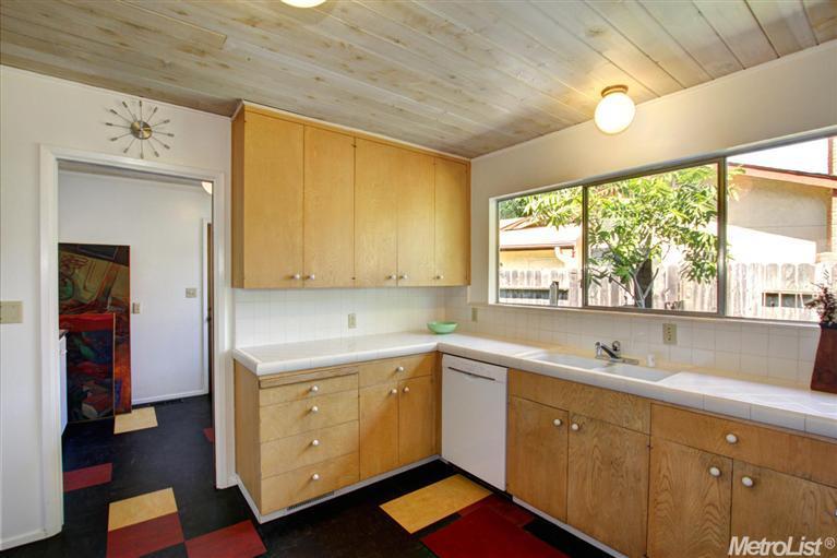1212 Beech Ln, Davis, CA 95616 photo 8