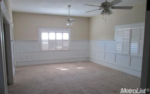 233 S Lee Ave, Lodi, CA 95240 photo 8