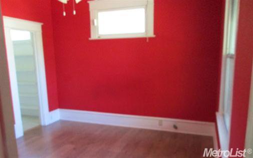 233 S Lee Ave, Lodi, CA 95240 photo 4