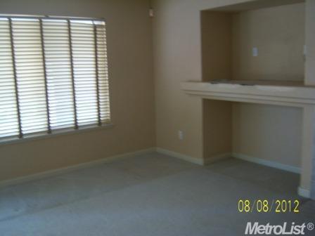 486 Springbrook Way, Manteca, CA 95336 photo 3
